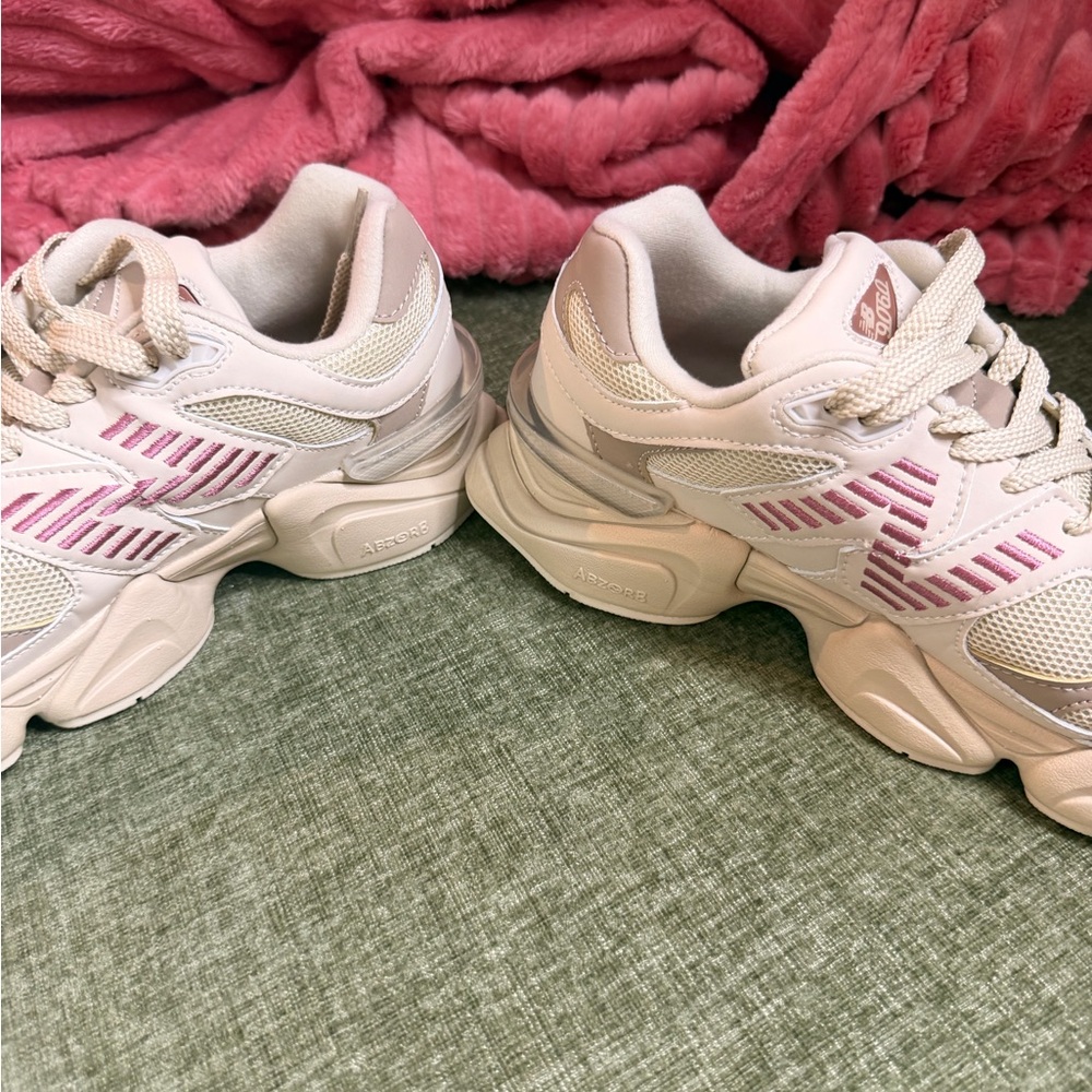 New balance 9060 - Picture 3 of 8